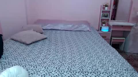 pinay_sweetheartx online show from August 10, 11:44 am