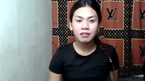 pinayloving_bella online show from August 1, 1:28 pm