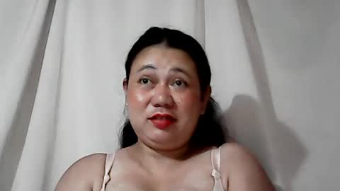 pinaymama12345 online show from August 14, 10:57 pm