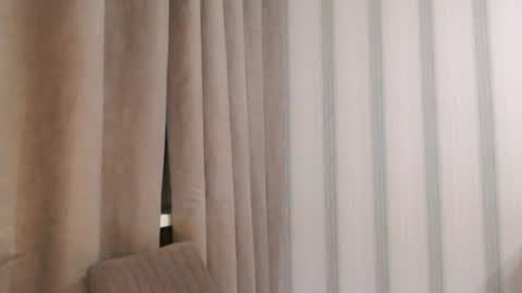 Pine Nice to meet youFollow me online show from August 9, 6:20 pm