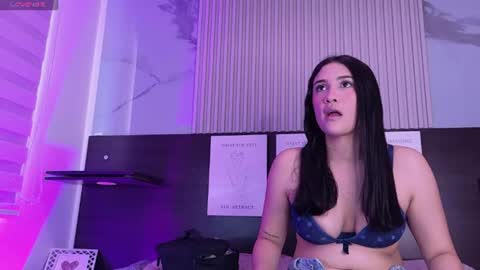 pink_as online show from August 13, 7:28 pm