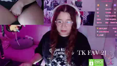 pink_girl0n online show from July 7, 11:58 am