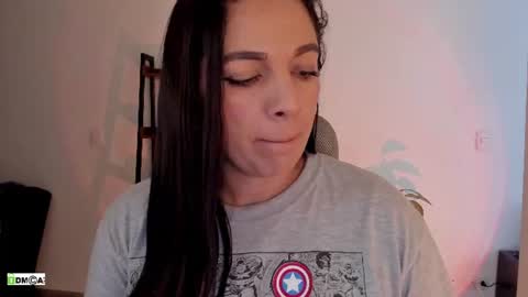 Ellie  online show from August 2, 2:13 pm