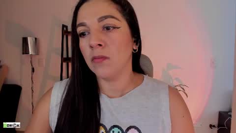 Ellie  online show from August 11, 1:13 pm