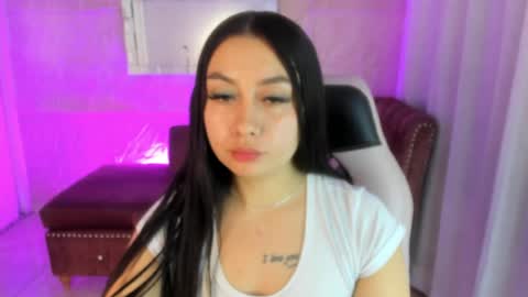 isabella online show from August 5, 2:26 pm