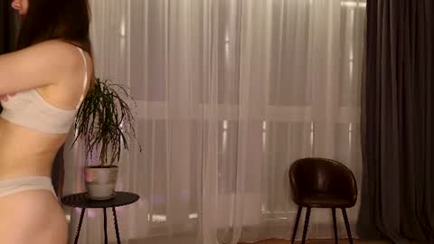Eva online show from June 24, 11:07 pm