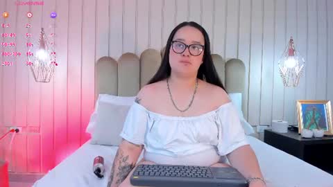 PINK  online show from June 30, 8:32 pm