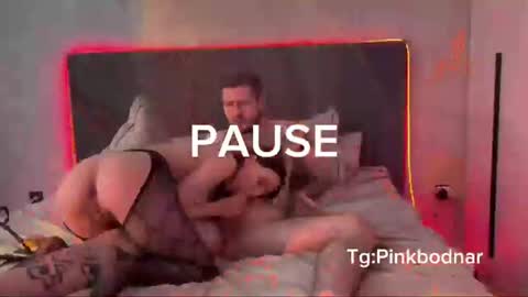 pinkbodnar_ online show from June 23, 11:50 pm