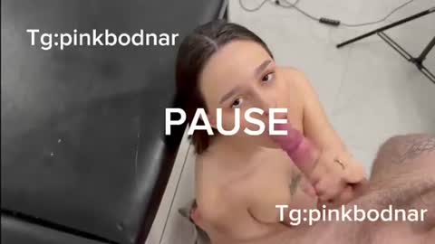 pinkbodnar_ online show from July 29, 12:39 am