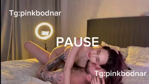pinkbodnar_ online show from August 5, 11:47 pm