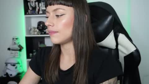 Emily online show from August 1, 8:26 pm
