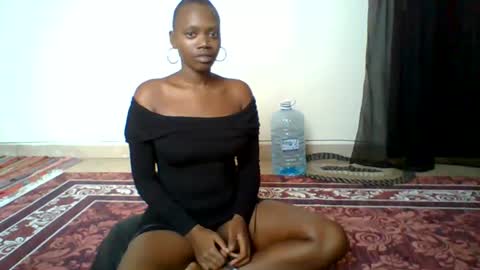 pinkdomina01 online show from August 5, 7:06 am