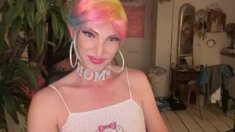 pinkfag online show from June 16, 5:55 pm