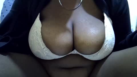 Kim20 online show from August 13, 10:18 am