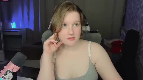 pinkiep1e online show from July 10, 4:46 pm