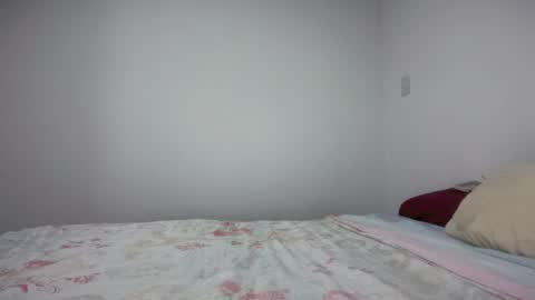 Pinkilola online show from August 7, 2:33 am