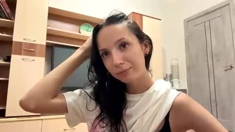 Mila online show from August 15, 12:03 am