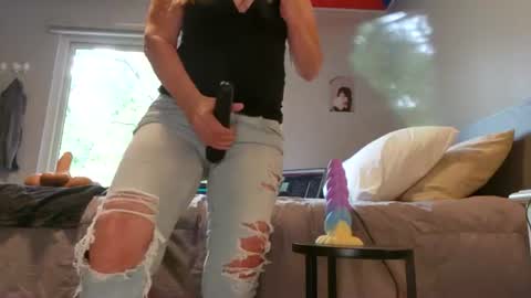 Lacey online show from July 30, 5:53 pm
