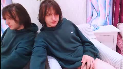 pinkserenity_ online show from August 13, 2:47 am