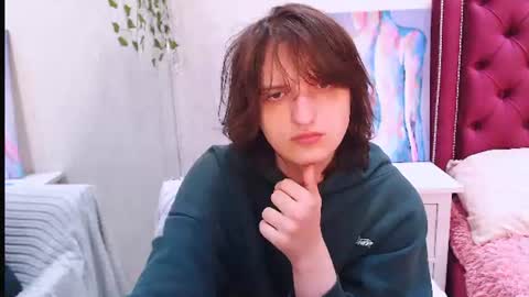 pinkserenity_ online show from August 13, 3:53 am