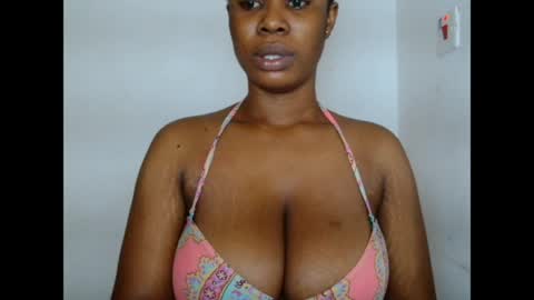 pinkxsugar online show from August 12, 8:27 am