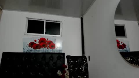 pinky_f00x online show from August 4, 10:40 pm