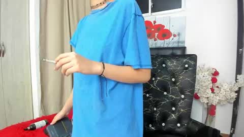 pinky_f00x online show from August 5, 4:10 am