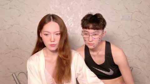 Li long hair and Ru short hair online show from August 2, 4:25 pm