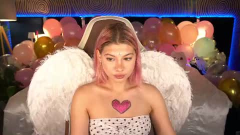 pinkytrix online show from June 26, 2:53 pm