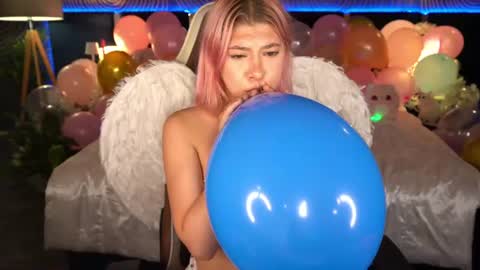 pinkytrix online show from June 26, 5:49 pm