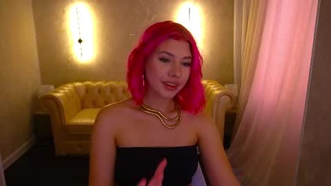 pinkytrix online show from July 4, 3:14 pm