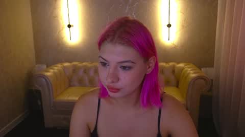 pinkytrix online show from July 11, 3:07 pm