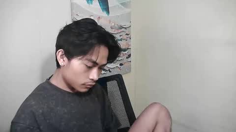 pinoy_palautogxxx online show from May 28, 3:15 pm