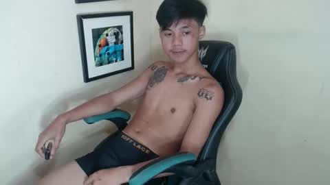 pinoy_princexxx online show from March 28, 12:12 pm