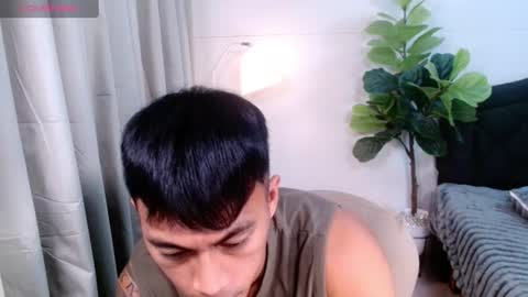 ethan online show from August 12, 8:27 am