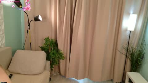 pinquinn online show from February 23, 10:36 am