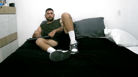 pipe1203 online show from June 1, 10:24 pm