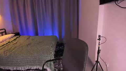 pippalee online show from July 25, 2:10 pm