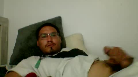 pirahna1012 online show from August 4, 6:54 am