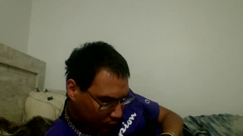 pirahna1012 online show from August 11, 4:58 am