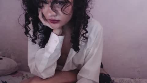 PiscisDreams online show from August 10, 4:41 pm