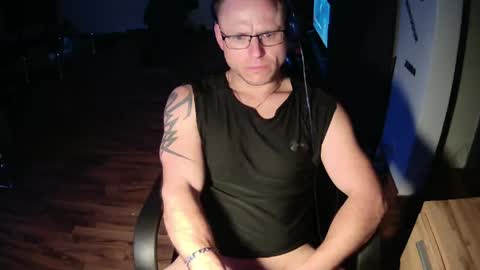 pitrs30sexy online show from April 19, 9:46 pm