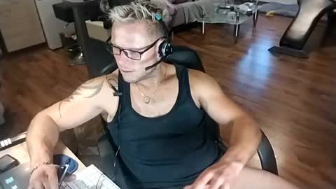 pitrs30sexy online show from September 5, 5:29 pm