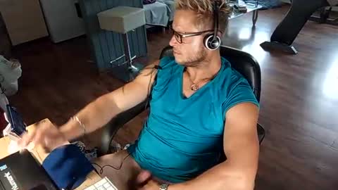 pitrs30sexy online show from September 10, 3:44 pm