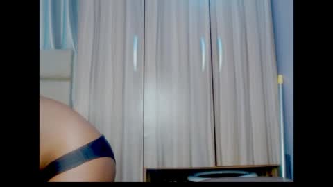Ella online show from August 15, 10:52 am