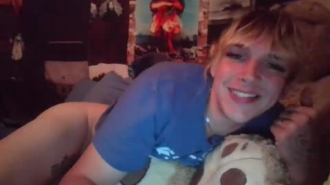 pixiedustslutt online show from August 9, 7:53 am