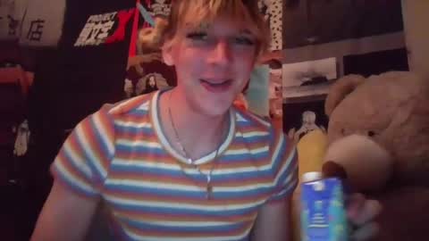pixiedustslutt online show from August 10, 7:32 am