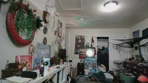 pixielovely online show from July 3, 3:19 am