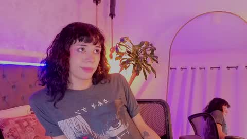 cristopher online show from August 6, 9:08 am