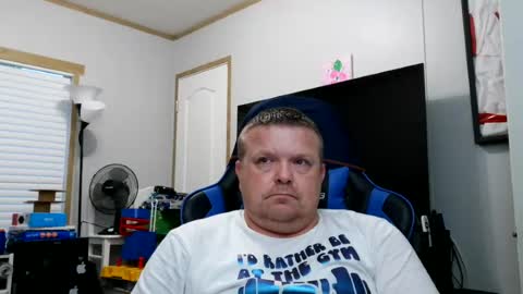 pkgotnos1 online show from August 18, 12:27 am